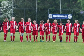Bild 52 - wCJ SV Steinhorst/Labenz - VfL Oldesloe : Ergebnis: 18:0